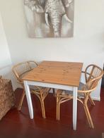 Eettafel + 2 rotan stoelen, Huis en Inrichting, Tafels | Eettafels, Ophalen, 50 tot 100 cm, Zo goed als nieuw, Vijf personen of meer