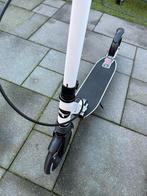 Witte step in goede staat, Fietsen en Brommers, Steps, Ophalen of Verzenden, Zo goed als nieuw, Gewone step