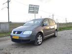 Volkswagen Touran 1.4 TSI 103KW 5P 2006 Grijs Airco Trekhaak, Voorwielaandrijving, Stof, Startonderbreker, 4 cilinders