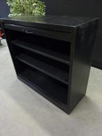 Stalen garagekast / roldeurkast / schuur kast 120x45x107cm, Huis en Inrichting, Kasten | Roldeurkasten en Archiefkasten, Ophalen