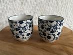 2 bekertjes/mokjes hoogte 7,5 cm doorsnee 7 cm, Huis en Inrichting, Keuken | Servies, Ophalen, Overige materialen, Gebruikt, Overige stijlen