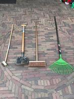 Tuingereedschap: bladhark, bezem, schep, onkruidkrabber, Tuin en Terras, Hand-tuingereedschap, Ophalen, Gebruikt, Bezem