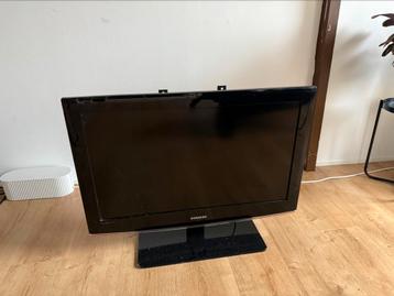SAMSUNG Model : LE32B450C4W 32” including TV Mount stand beschikbaar voor biedingen