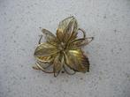 Vintage Bicolour-Achtige Filigrain Broche  Bloem, Ophalen of Verzenden, Overige materialen