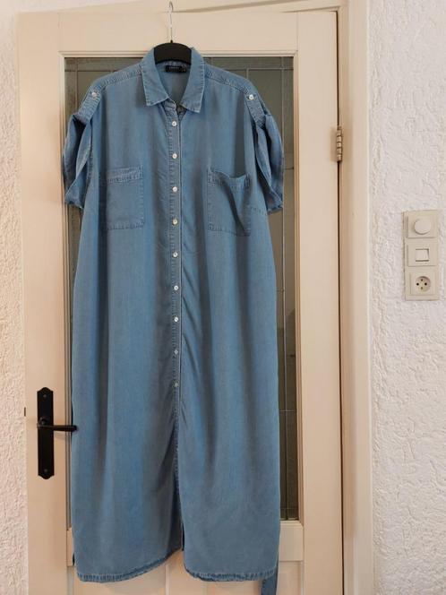 Z.g.a.n. Blauwe midi jeansjurk van Yesta, maat 50, Kleding | Dames, Grote Maten, Zo goed als nieuw, Jurk, Blauw, Ophalen of Verzenden