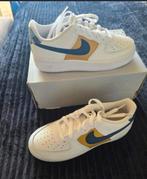 Nike Air Force 1 Low LV8 GS - Maat 38, Ophalen, Wit, Nike, Sneakers of Gympen