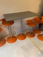 6 Designer Krukken + Tafel - Oranje, Huis en Inrichting, Barkrukken, Ophalen, Met voetsteun, Metaal, 30 tot 60 cm