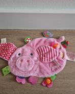 Knuffeldoekje varken Label label labels roze rood K8121, Kinderen en Baby's, Ophalen of Verzenden