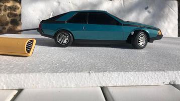 Joustra Renault Fuego 1:18 beschikbaar voor biedingen