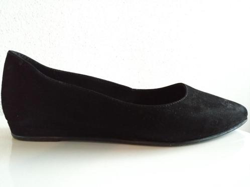 NIEUWE Tamaris ballerina sleehak mt 37, Kleding | Dames, Schoenen, Nieuw, Ballerina's, Zwart, Verzenden