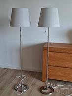 2 staande lampen, Huis en Inrichting, Lampen | Vloerlampen, Ophalen, Zweeds design, Zo goed als nieuw, Metaal