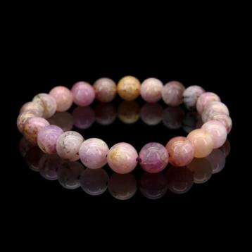 Kunziet armband 8 mm beschikbaar voor biedingen