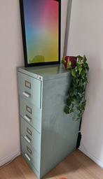 Vintage archiefkast met lades .We denken aan een vanaf  € 65, Ophalen, Minder dan 50 cm, Gebruikt, 100 tot 150 cm
