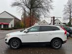 Volvo XC60 2.4D AWD AUTOMAAT / LEDER / NAVI / CAMERA / TREKH, Auto's, Automaat, 1716 kg, Gebruikt, Leder
