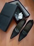 Elegante zwarte Jil Sander pumps maat 37 (vallen als 38), Kleding | Dames, Pumps, Zwart, Ophalen of Verzenden, Zo goed als nieuw