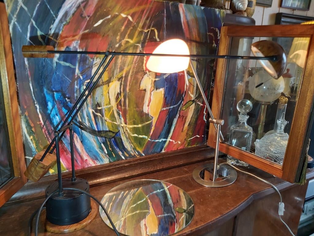 Tafellamp halo: Massive houtmotief 2xlichtstand 2xzwenkarm, Ophalen of Verzenden, Zo goed als nieuw, Nb, Nb