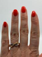 V489 Prachtige zilveren bicolor ring maat 19,25, Ophalen of Verzenden, X, Dame, Goud