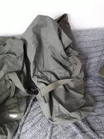2x militaire  plunjebalen/zakken, Ophalen, Landmacht, Nederland