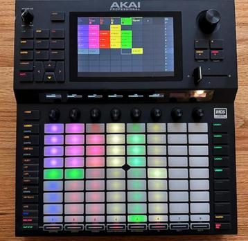 ** Akai Force - super sampler/sequencer ** beschikbaar voor biedingen
