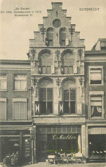 (379-213-047) Dordrecht De Sleutel beschikbaar voor biedingen