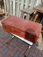 Oude brocante grote leren koffer