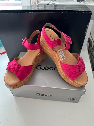 Gabor mt 39 sleehak sandaal roze  beschikbaar voor biedingen