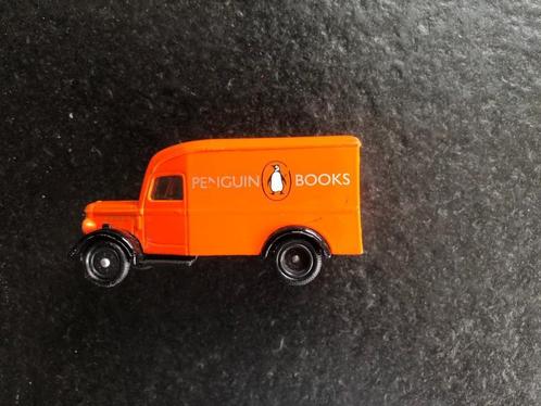 DAYS GONE  model autobus  Penguin Books, Verzamelen, Speelgoed, Gebruikt, Ophalen of Verzenden