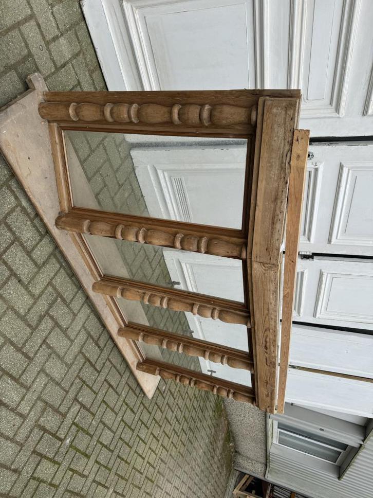 Prachtig antiek raam uit erker, Doe-het-zelf en Verbouw, Kozijnen en Schuifpuien, Zo goed als nieuw