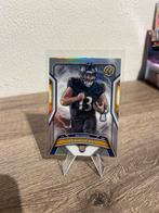 Devin Leary 2025 Topps Resurgence #106 Refractor Rookie RC, Ophalen of Verzenden, Zo goed als nieuw, Buitenlandse clubs, Spelerskaart