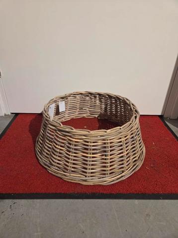 gevlochten kerstboom mand/rok/huls beschikbaar voor biedingen