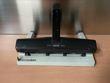 Perforator Leitz 5114 Akto 4 gaats gats gaten beschikbaar voor biedingen