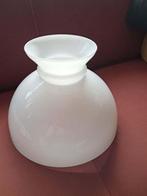 kap voor olielamp melkglas, Ophalen of Verzenden