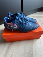 Nike voetbalschoenen maat 44, Sport en Fitness, Voetbal, Maat XS of kleiner, Schoenen, Ophalen of Verzenden, Zo goed als nieuw