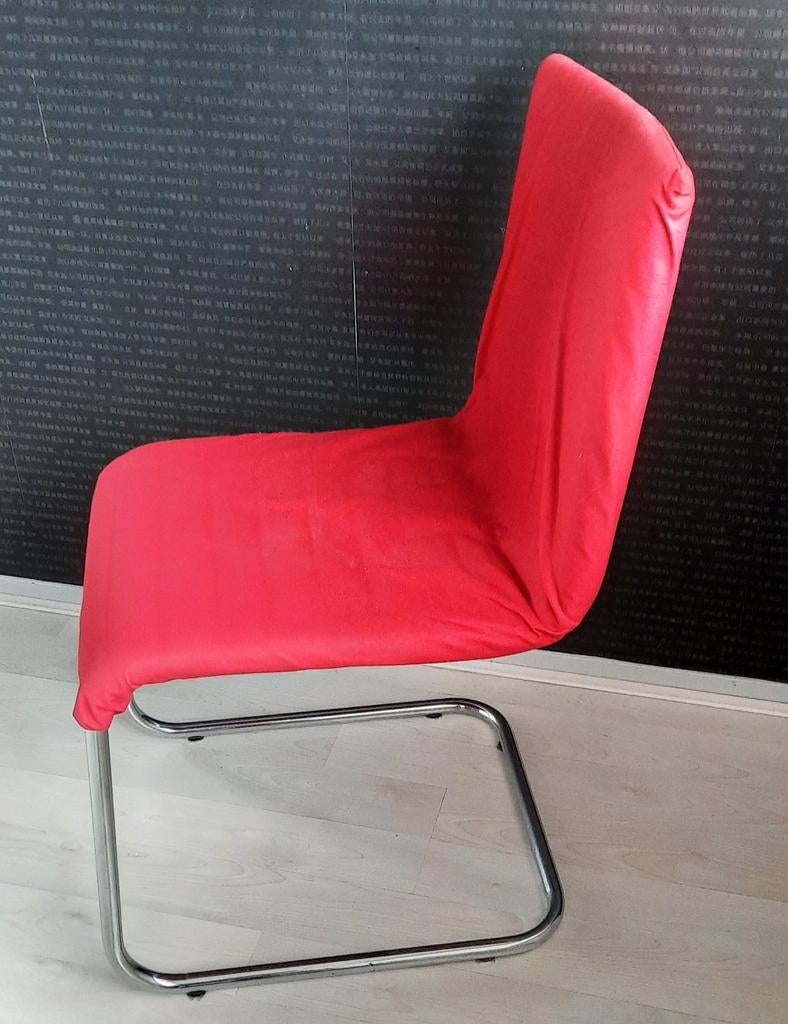 3 Rode Stoelen met Chromen Onderstel, Ophalen