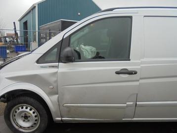 Portier 2Deurs links van een Mercedes Vito (9744) beschikbaar voor biedingen