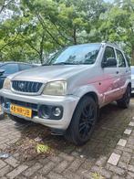 Daihatsu Terios 1.3 DX 2WD AUT 2004 Grijs, 1350 kg, 4 cilinders, 400 kg, SUV of Terreinwagen