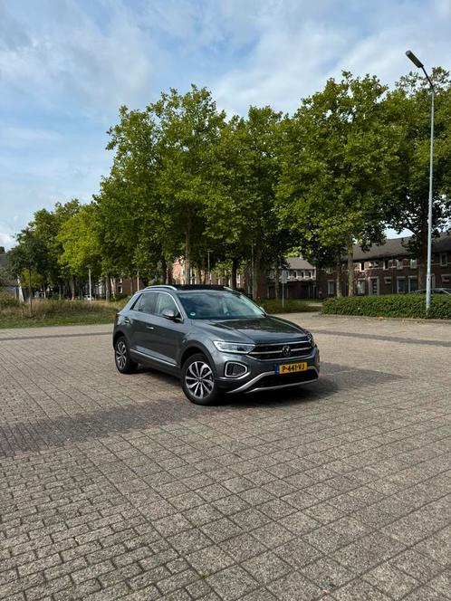 VW T-Roc 1.5 TSI 2022 Pano Trekhaak Bomvol!, Auto's, Volkswagen, Particulier, T-Roc, ABS, Achteruitrijcamera, Adaptieve lichten