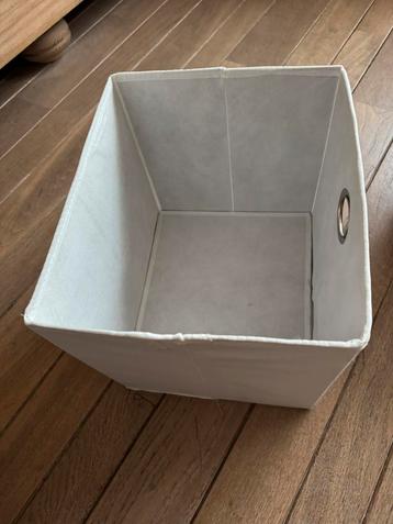 Ikea opvouwbate mand Wit zo goed als nieuw zie tekst beschikbaar voor biedingen