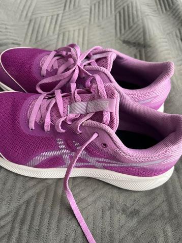 Asics Sneakers - Maat 37,5 beschikbaar voor biedingen