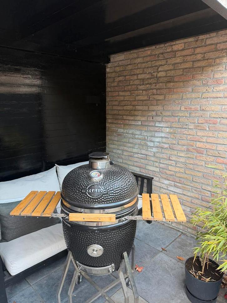 Mooie Yakiniku Kamado Large, Tuin en Terras, Houtskoolbarbecues, Zo goed als nieuw, Ophalen of Verzenden