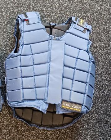 sir lancelot bodyprotector, maat junior M  beschikbaar voor biedingen