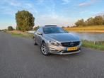 Volvo V60 2.4 D6 215pk Plug-in Hybrid 2013 AWD, Auto's, Automaat, 1849 kg, Zwart, Vierwielaandrijving