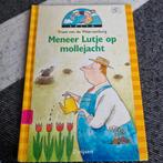 AVI E4 - T. van de Waarsenburg - Meneer Lutje op mollejacht, Boeken, Kinderboeken | Jeugd | onder 10 jaar, Gelezen, Ophalen of Verzenden