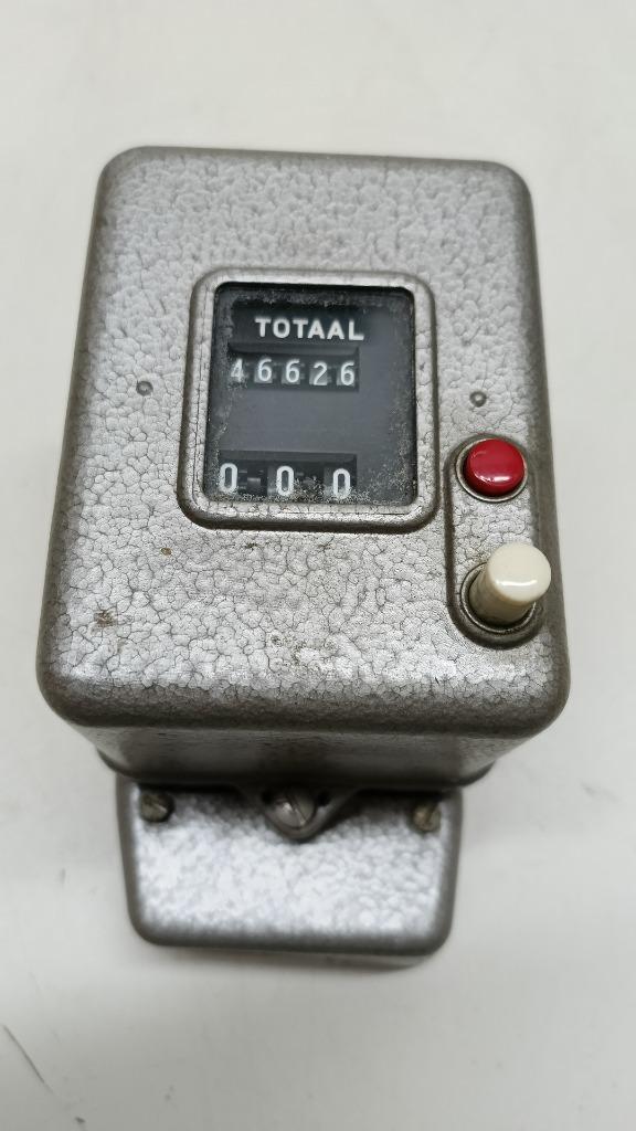 Vintage PTT tikkenteller 1973 – Sodeco Genève, Telecommunicatie, Overige Telecommunicatie, Gebruikt, Ophalen of Verzenden