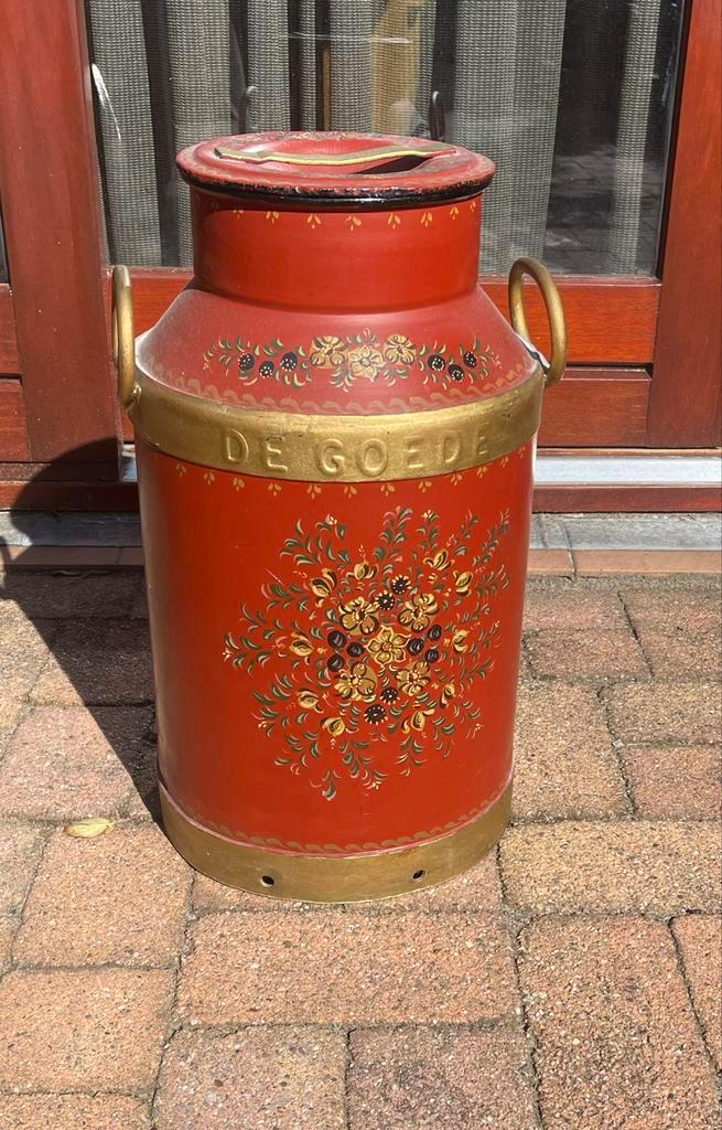 Oude melkbus met decoratie, Antiek en Kunst, Antiek | Overige Antiek, Ophalen of Verzenden