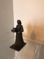 Verpleegster beeldje tin, Ophalen of Verzenden