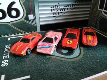 4 oude mini Hot Wheels modellen  beschikbaar voor biedingen