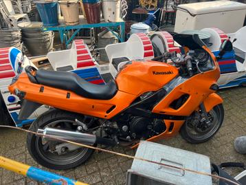 Kawasaki ZX 600 E (zzr 600) beschikbaar voor biedingen