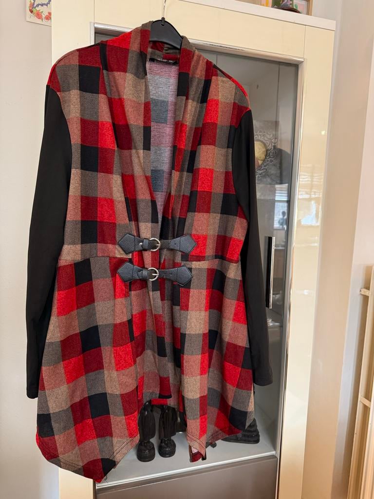 Shein Curve vest maat 44, Ophalen of Verzenden, Zo goed als nieuw, Maat 42/44 (L), Rood