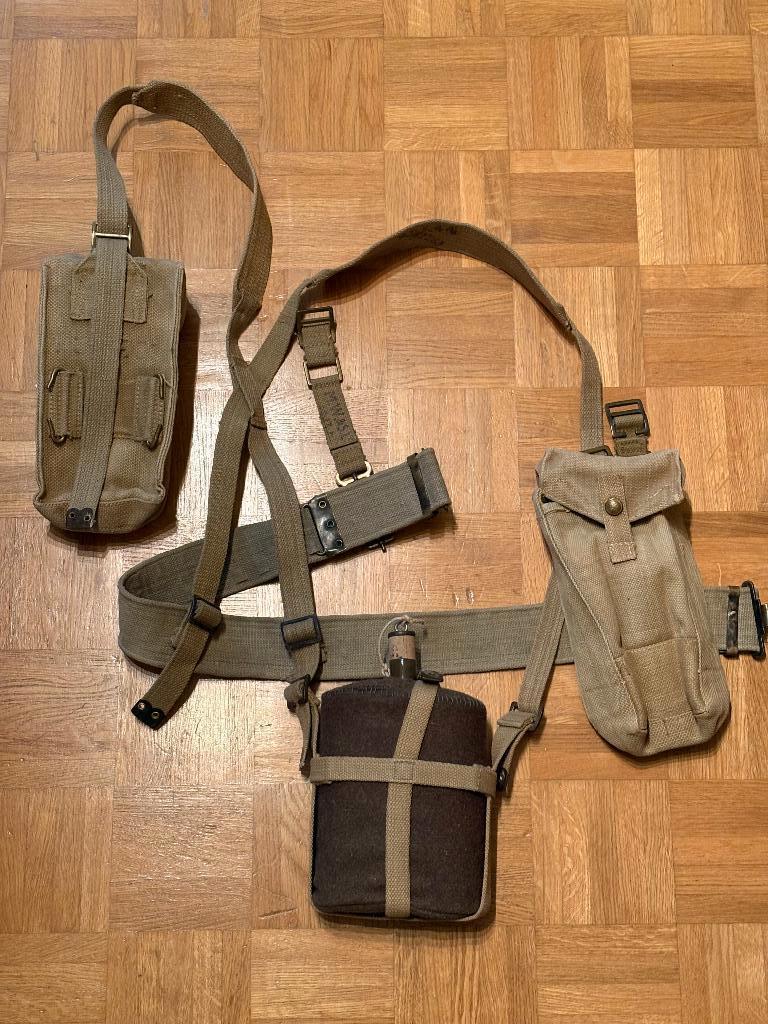 Webbing WO2 - UK/Canada, Ophalen of Verzenden, Engeland, Embleem of Badge